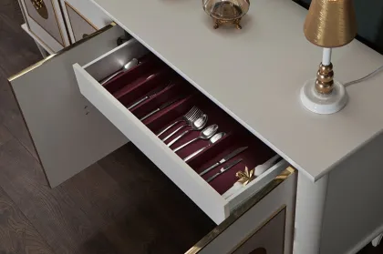 mistral-statement-buffet 3